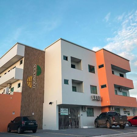 Hotel Equinocios Essential Barcarena Eksteriør billede
