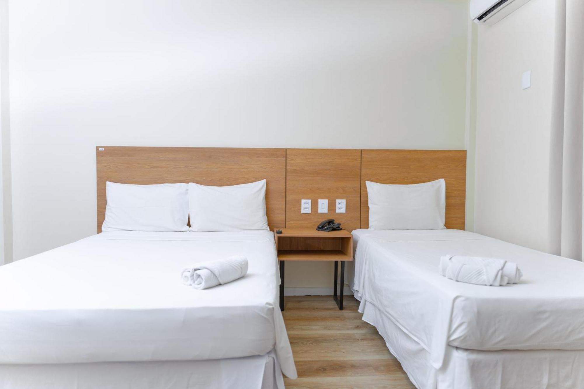 Hotel Equinocios Essential Barcarena Eksteriør billede